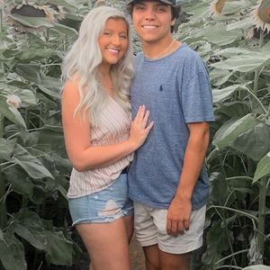 Meet your Posher, Davis